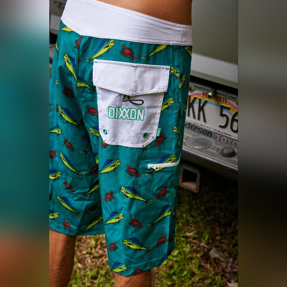 Dixxon Mahi Mahi Boardshorts Unlined Size 44